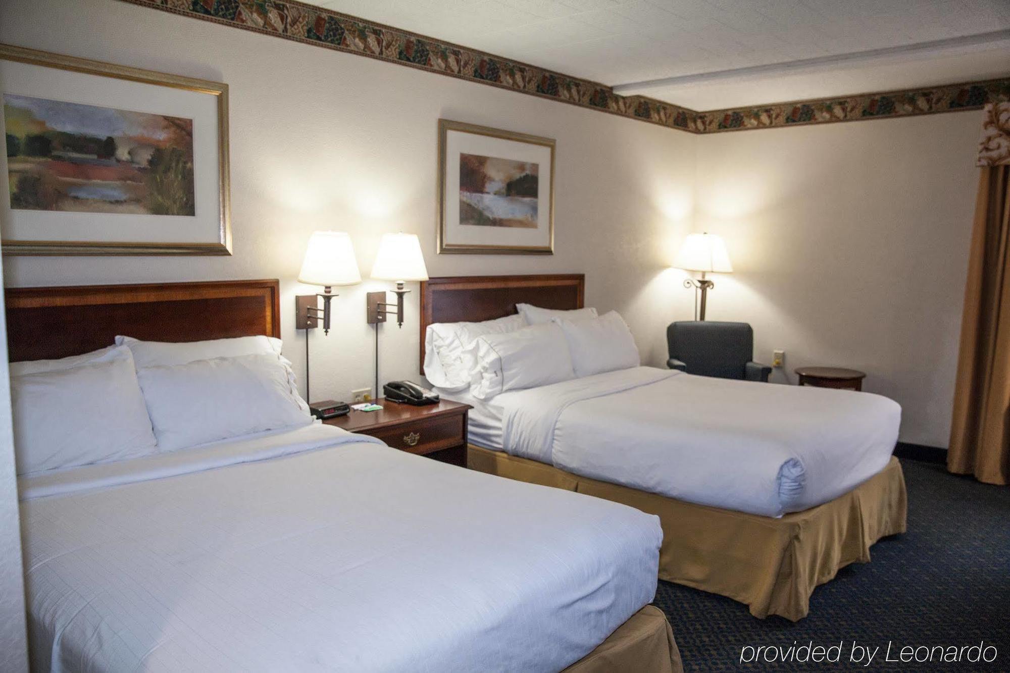 Clarion Inn Cranberry Township Exteriör bild